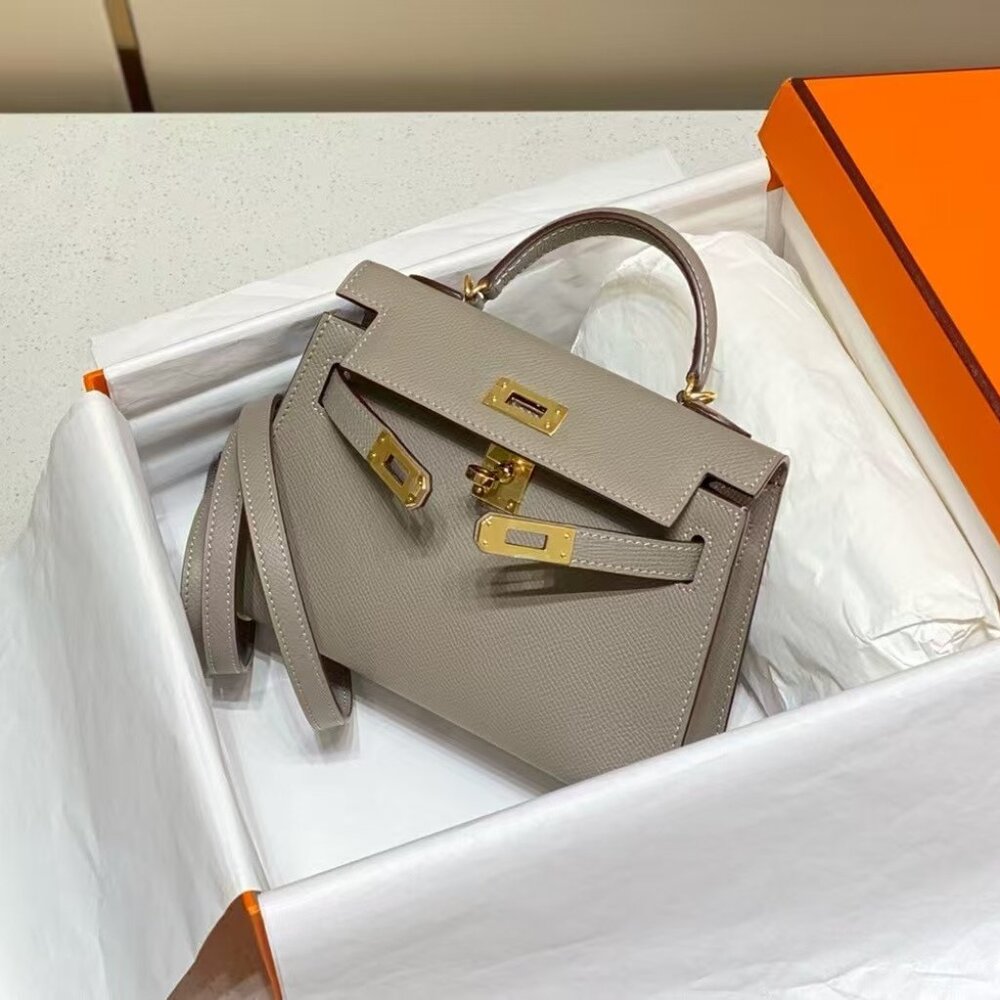 Classic Hermes Kelly Bag: A Stylish and Versatile Choice for Elegance